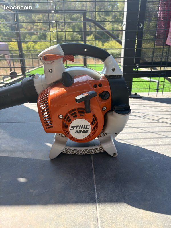 Souffleur stihl BG86 (image 3)