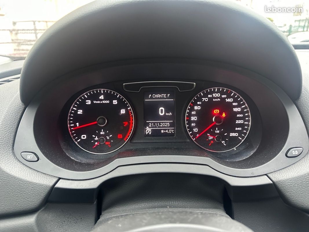 AUDI Q3 Q3 1.4 TFSI COD 150 ch S tronic 6 Ambition Luxe, Garantie 12 mois, Entretien Audi (image 12)