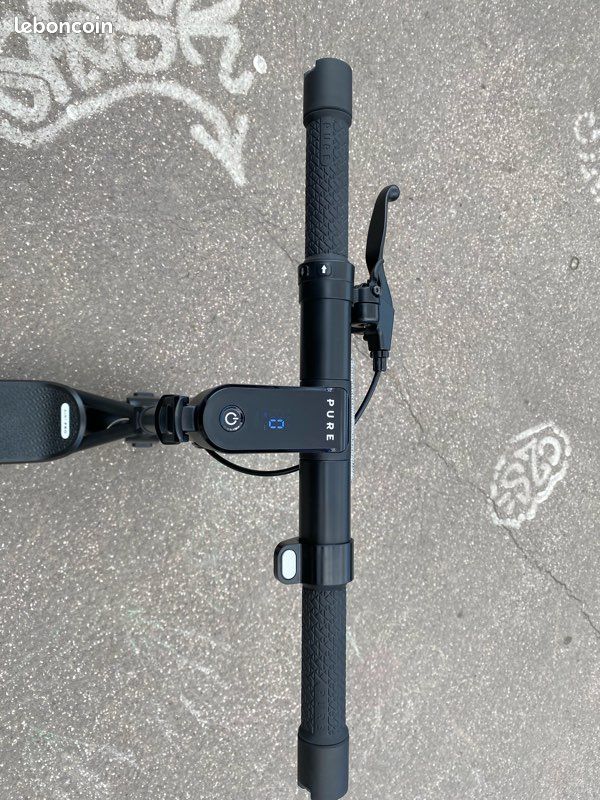 À SAISIR – Trottinette électrique Pure Air³ Pro 710W Noir – Comme Neuve (image 6)