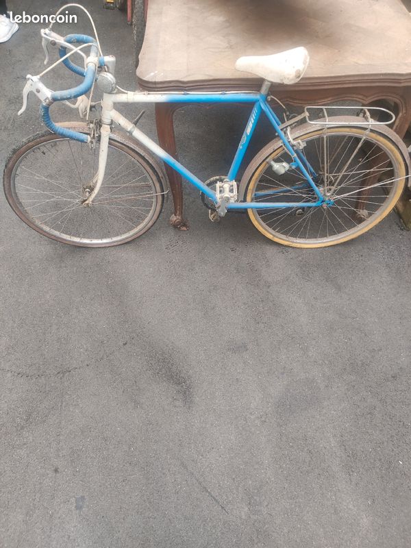 Vélo demi course (image 1)