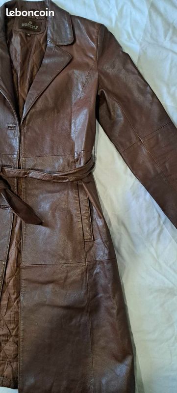 Manteau en cuir marron vintage pour femme de la marque Naf Naf