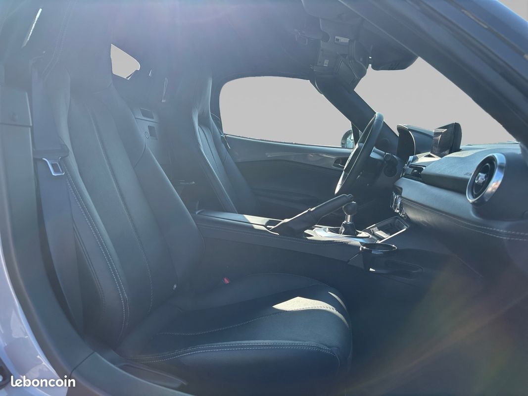 MAZDA MX-5 RF 2.0L SKYACTIV-G 184 ch Exclusive-Line (image 11)