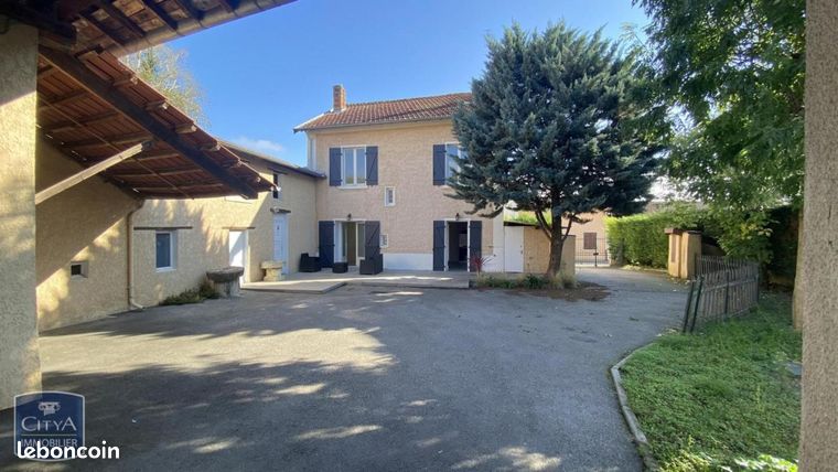 Appartement 6 pièces 124 m²