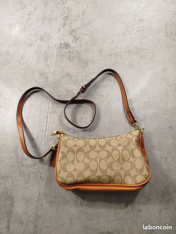 Sac à main Coach en cuir à motif y2k Femme (image 2)