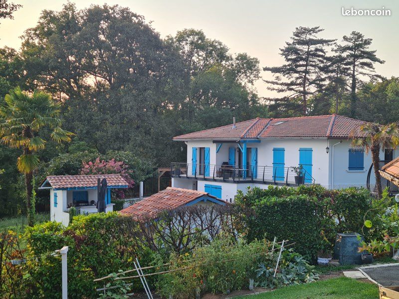 Maison 6 pièces 185 m² · à Salies-de-Béarn · 185 m² · 499 000 €