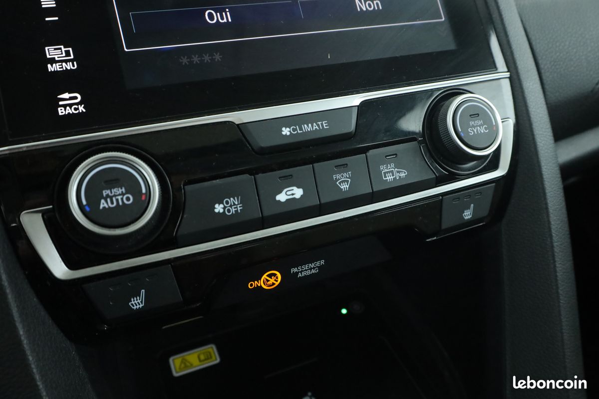 Honda Civic 1.6 i-DTEC Exclusive AT 4P 120 ch (image 22)