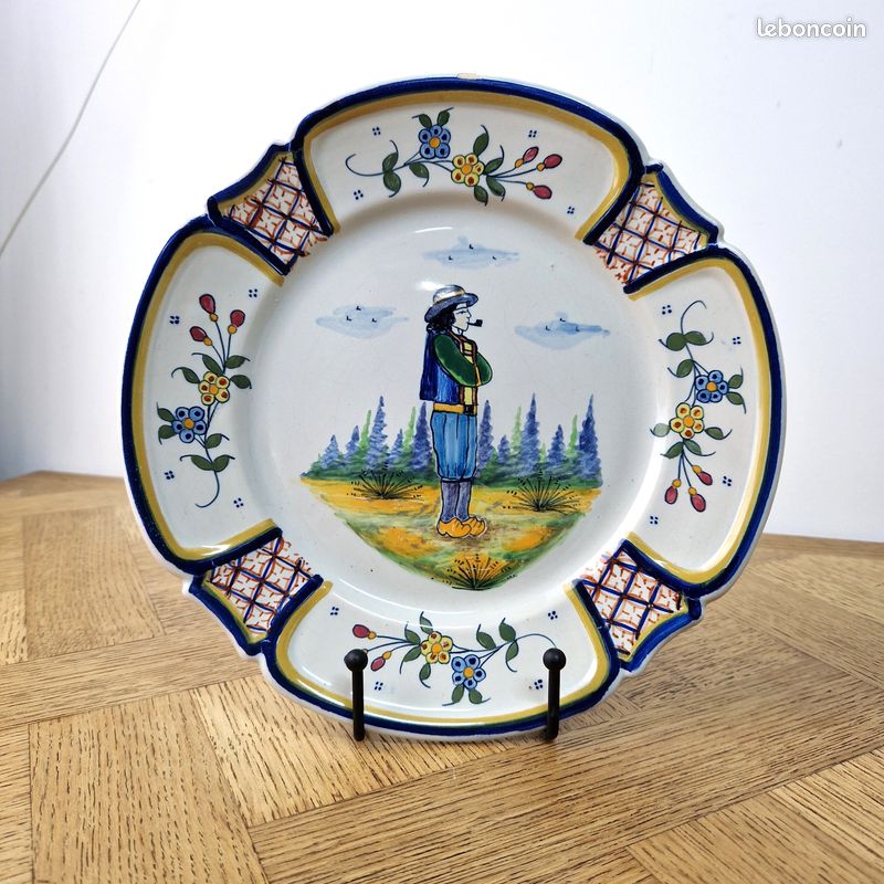 DINETTE ANCIENNE EN FAIENCE HENRIOT QUIMPER MINI BOL A OREILLES 6