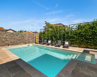 Maison 698 000 € - 192 m²