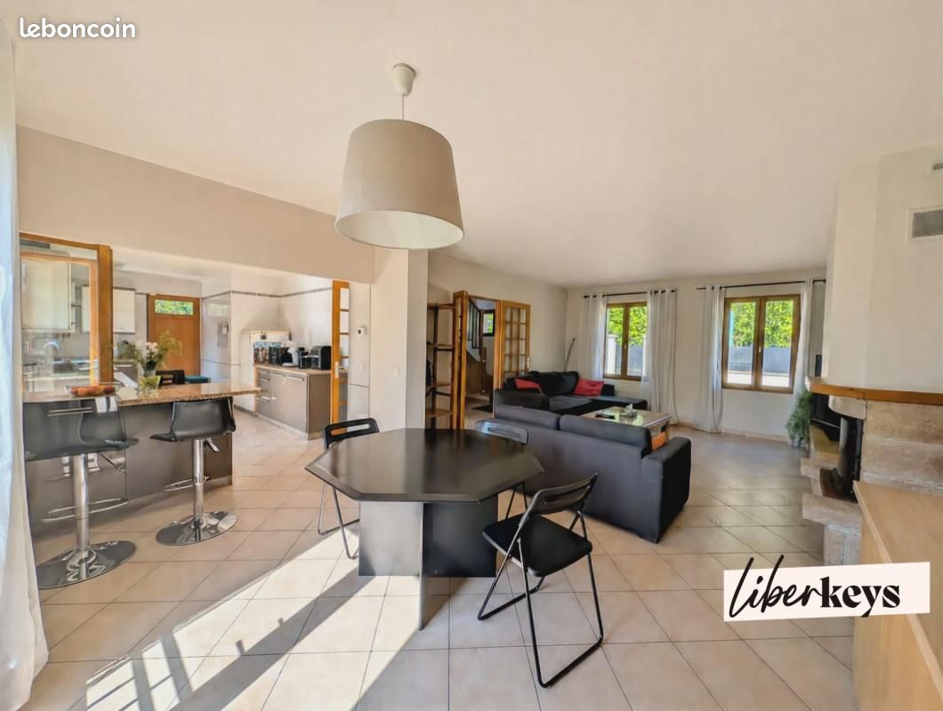 Maison 6 pièces 167 m² · à Auvers-sur-Oise · 167 m² · 439 900 €
