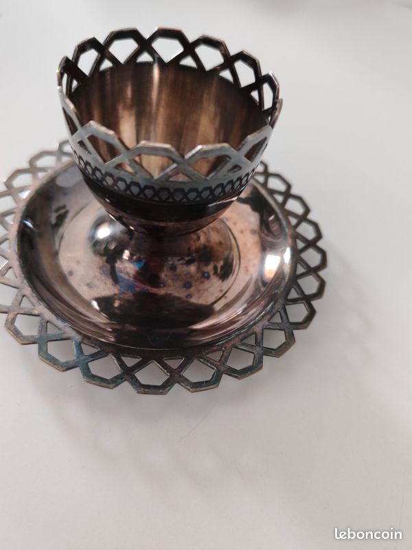 Paire De Coquetiers Vintage Des Années 70 En Métal Argenté, Forme Sablier, Super Look Design Géométrique