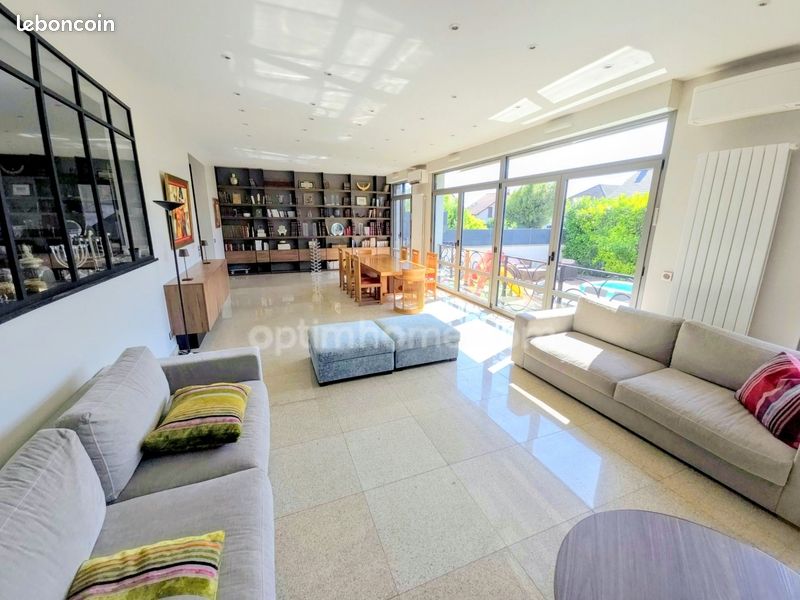Maison 7 pièces 276 m² · à Bonneuil-sur-Marne · 276 m² · 935 000 €