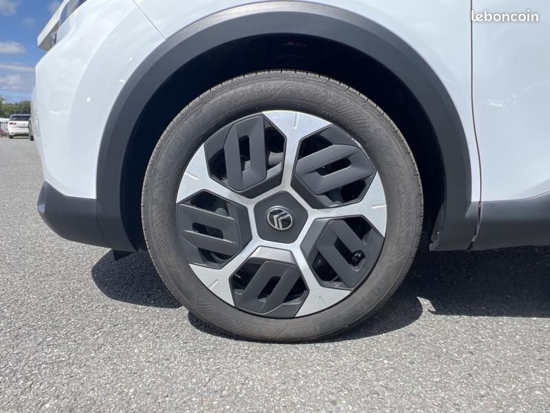 Citroen C4 1.2 Hybride 136ch S&S PLUS Automatique (image 13)