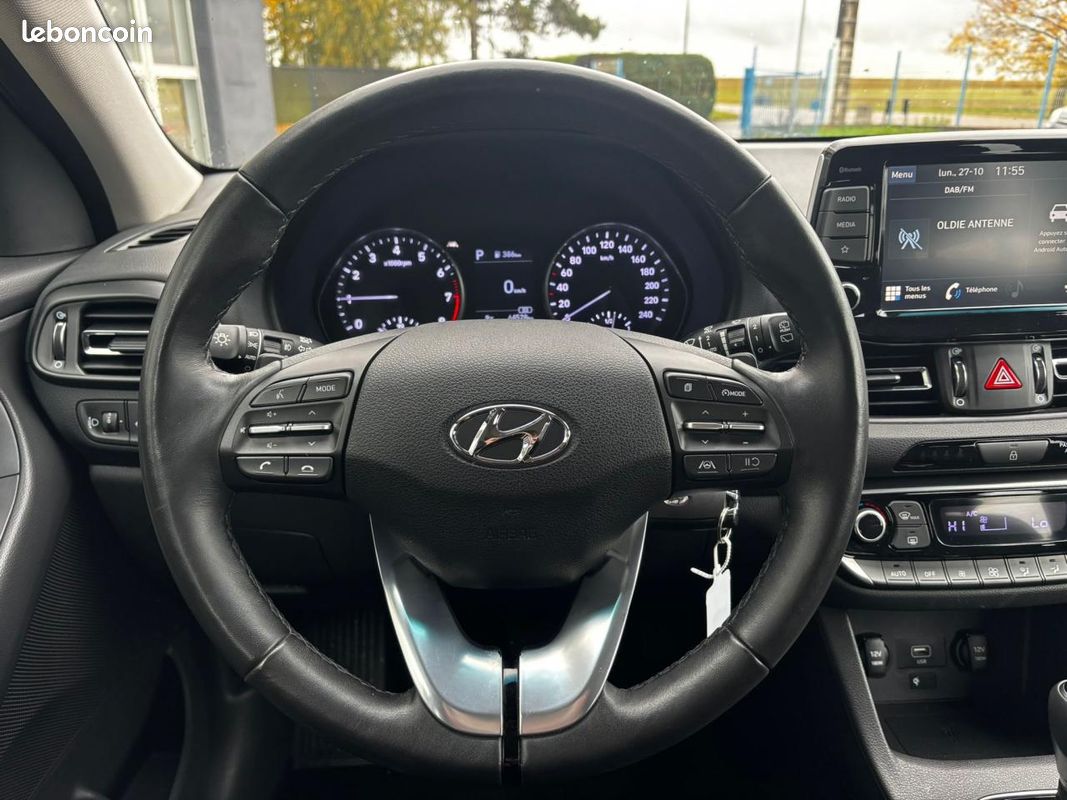 HYUNDAI I30 1.0 T-GDI Hybrid DCT-7 Creative (image 14)