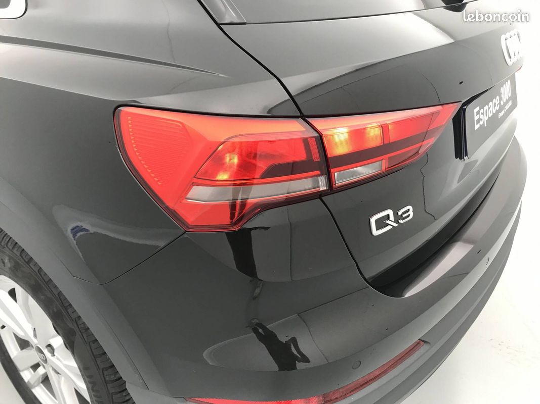 AUDI Q3 45 TFSIe 245 ch S tronic 6 Design (image 7)