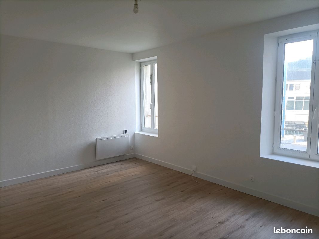 Maison 3 pièces 50 m² · à Port-en-Bessin-Huppain · 50 m² · 607 €/mois