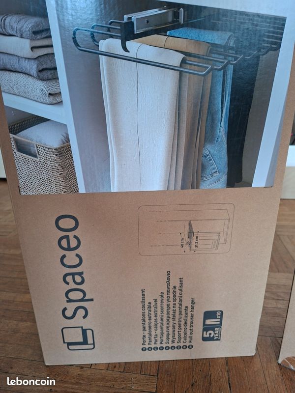 Porte pantalons Spaceo (image 1)