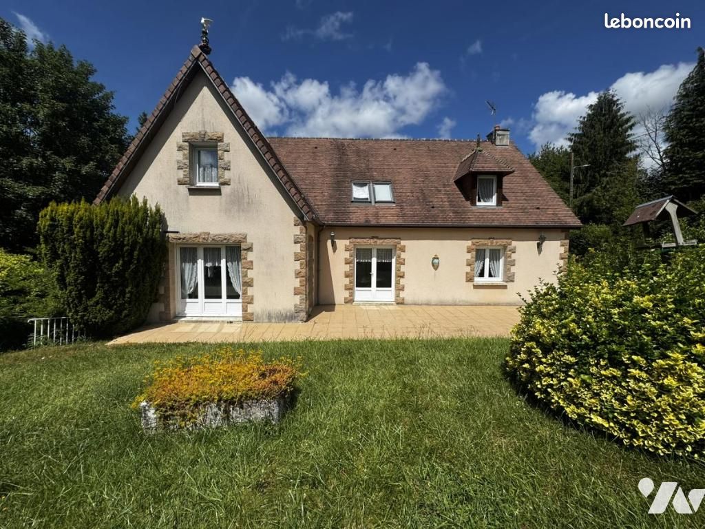 Maison 6 pièces 187 m² · à Lisieux · 187 m² · 477 000 €