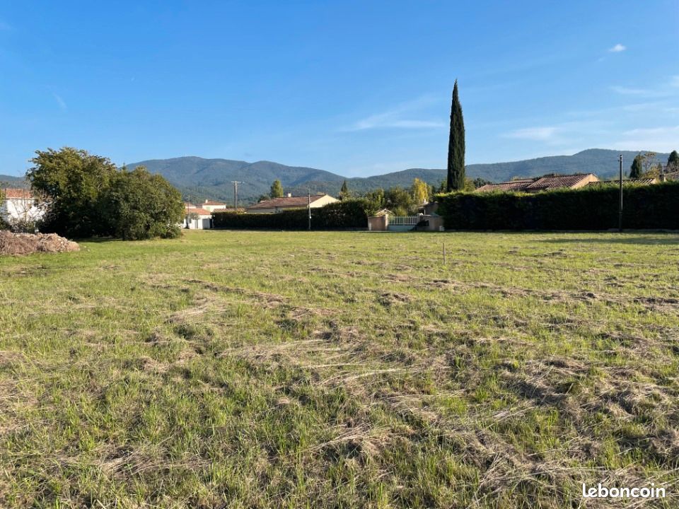 Terrain 582 m² Pignans · 157 500 €