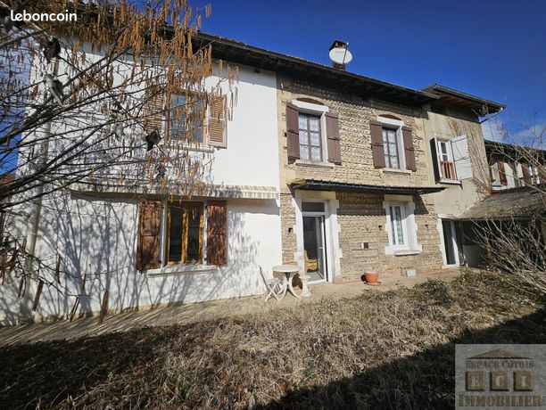 Maison 6 pièces 141 m²