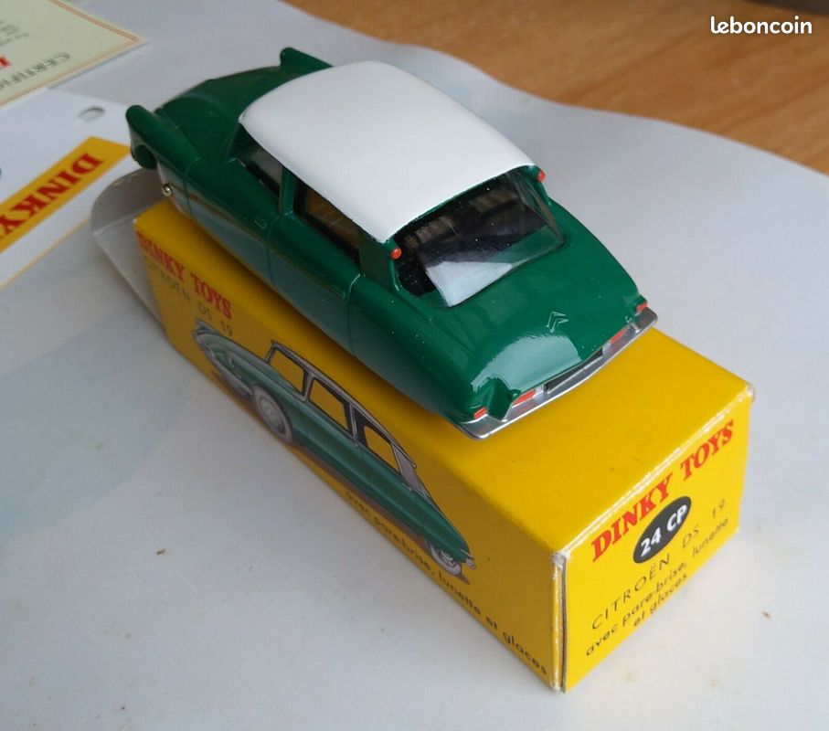 RARE CITROEN DS 19 TIBURON PAYA SPAIN - VINTAGE