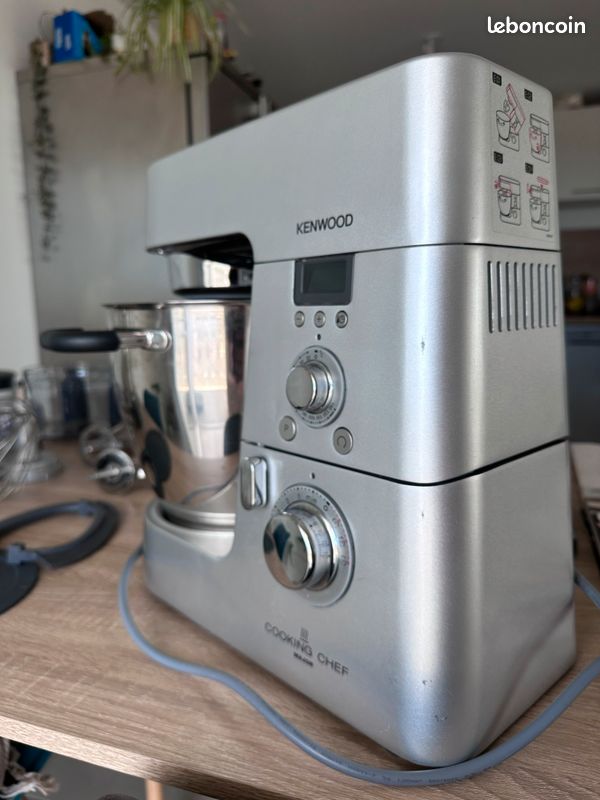 Batteur électrique Kenwood Cooking Chef KM080 - Argent (image 1)