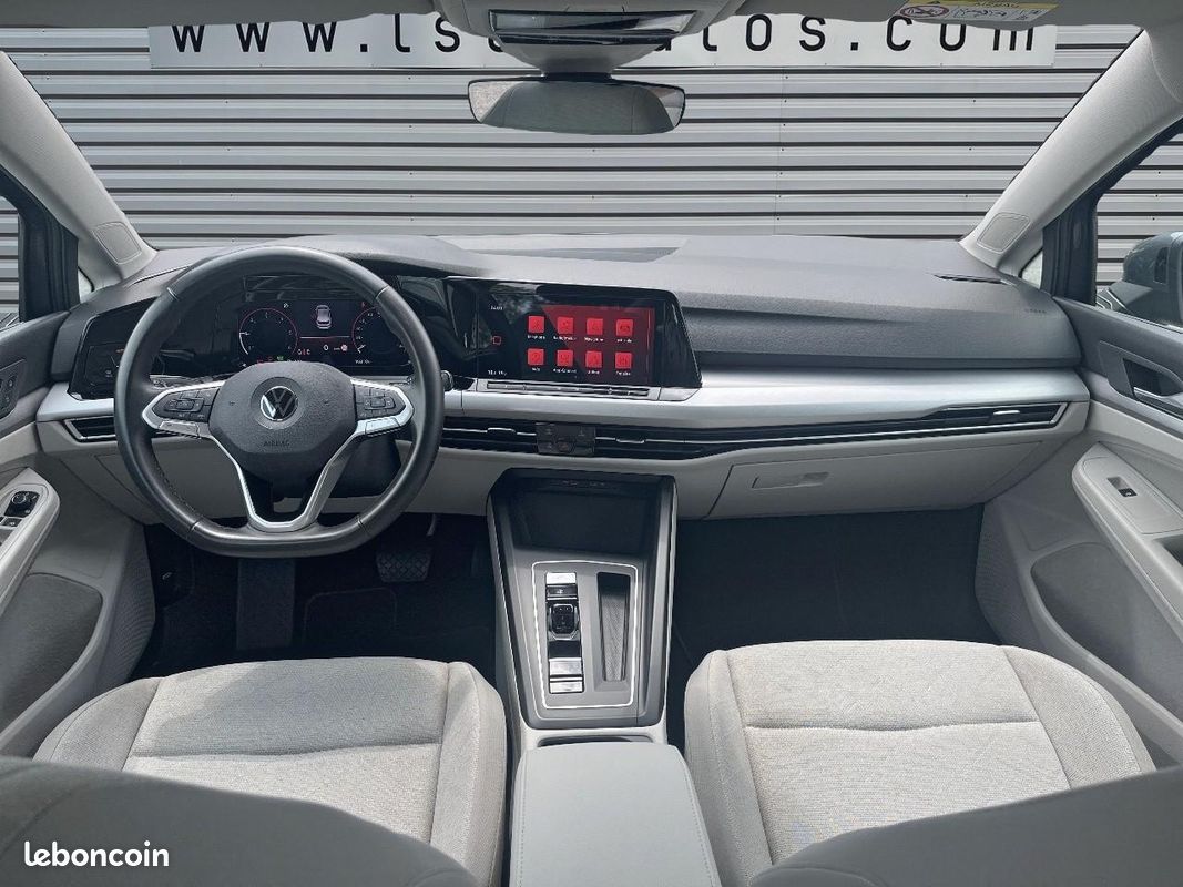VOLKSWAGEN GOLF 2.0 TDI 150 DSG7 VIII Life Business 1st (image 15)