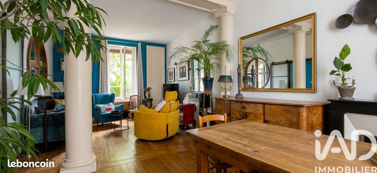 Maison 8 pièces 179 m² · à Montluçon · 179 m² · 190 000 €
