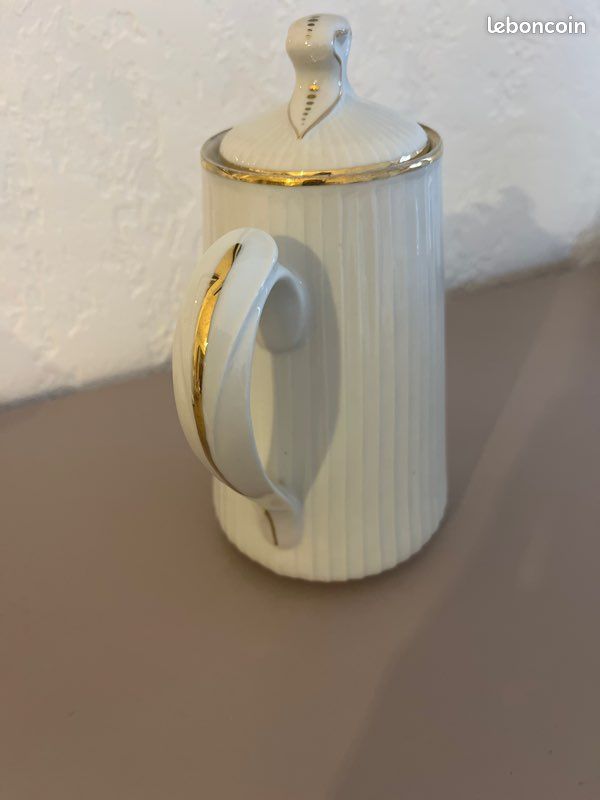 Chocolatière en porcelaine (image 4)