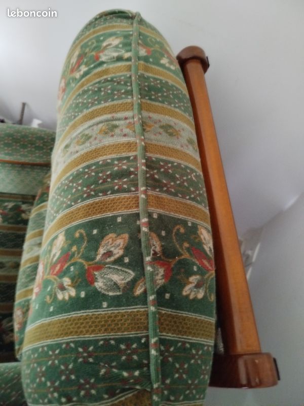 A vendre canapé et fauteuil (image 8)