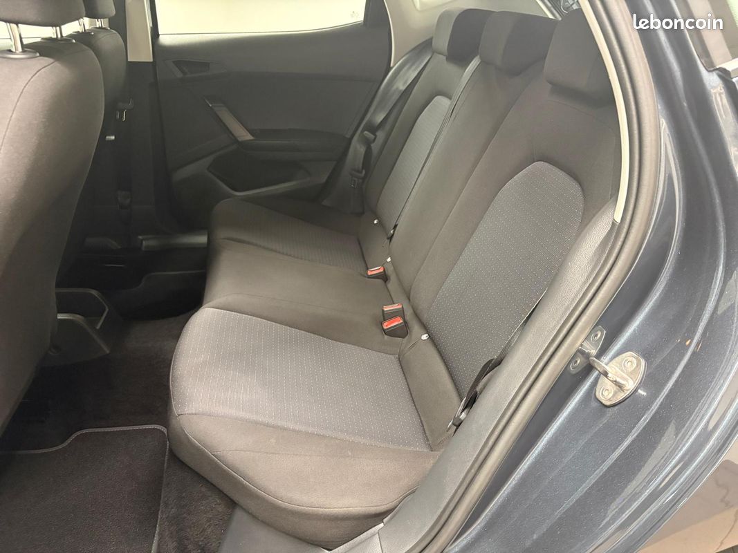 SEAT Ibiza 1.0 TSI 95 ch S/S BVM5 Business (image 21)