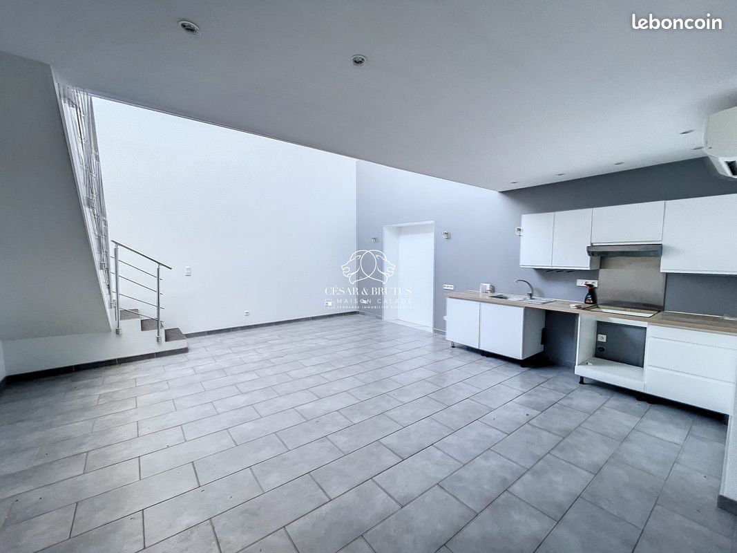 Appartement 3 pièces 82 m² · à Villefranche-sur-Saône · 82 m² · 826 €/mois
