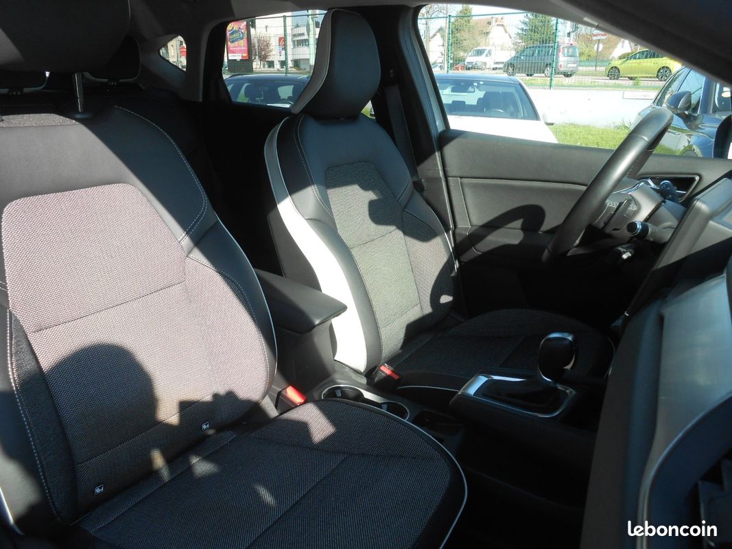 RENAULT CAPTUR TCe 130 EDC FAP Intens (image 9)
