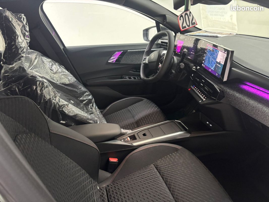 RENAULT Clio 1.2 TCe 115 ch Techno EDC Boite Auto (image 9)