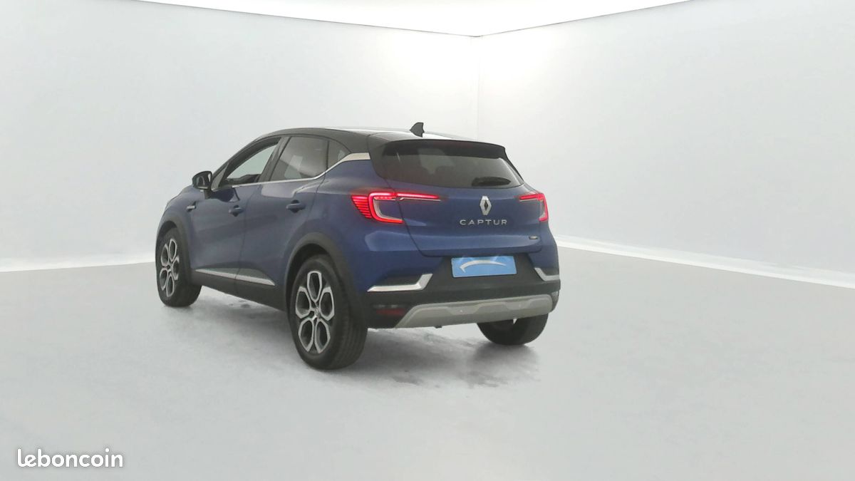 RENAULT Captur E-Tech full hybrid 145 Techno (image 3)