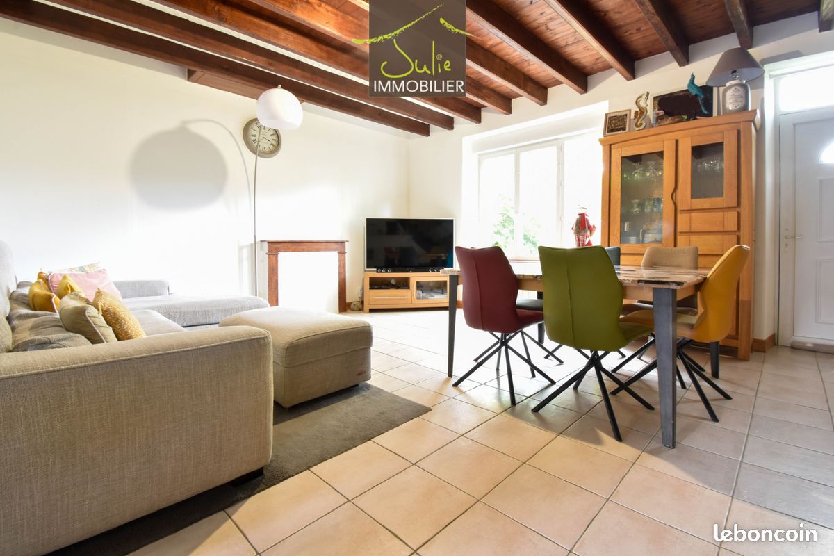 Maison 5 pièces 110 m² · à Moncoutant-sur-Sèvre · 110 m² · 137 500 €