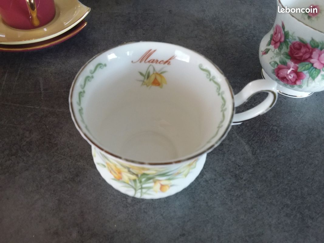 Tasse Queen's Fine bone China march (image 1)