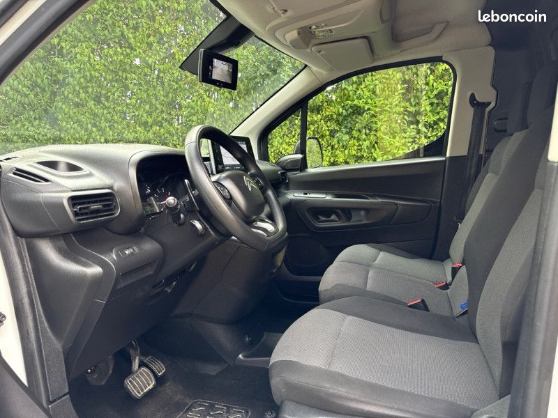 Citroen BERLINGO VAN M 650KG HDI 130CH EAT8 PREMIUM CONNECT * 2023 * 3 PLACES (image 10)