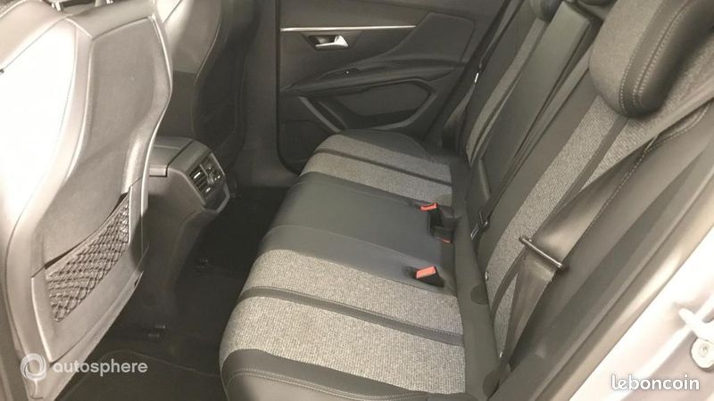 Peugeot 3008 1.2 PureTech 130ch Allure S&S (image 13)