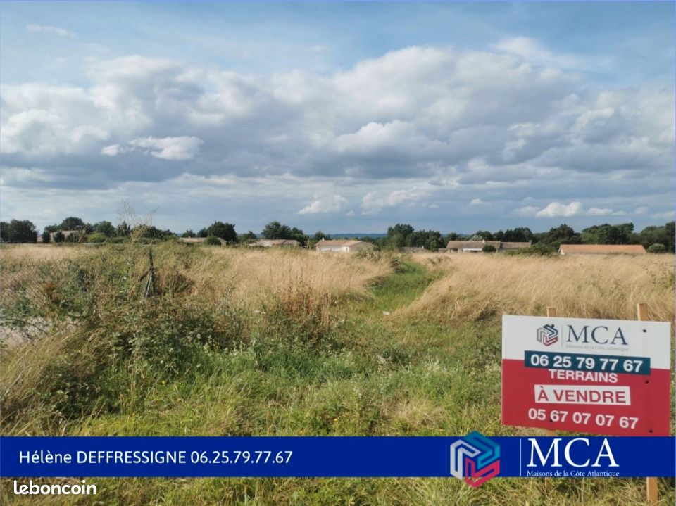 Terrain 969 m² Auros · 70 000 €