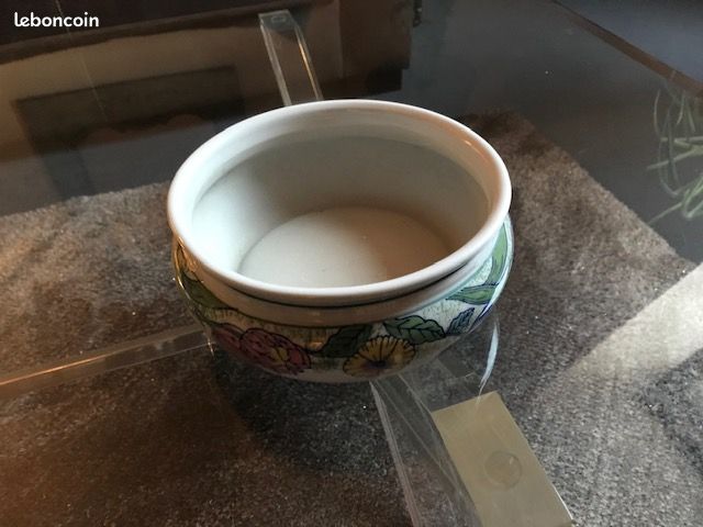 Vends cache pot (image 2)