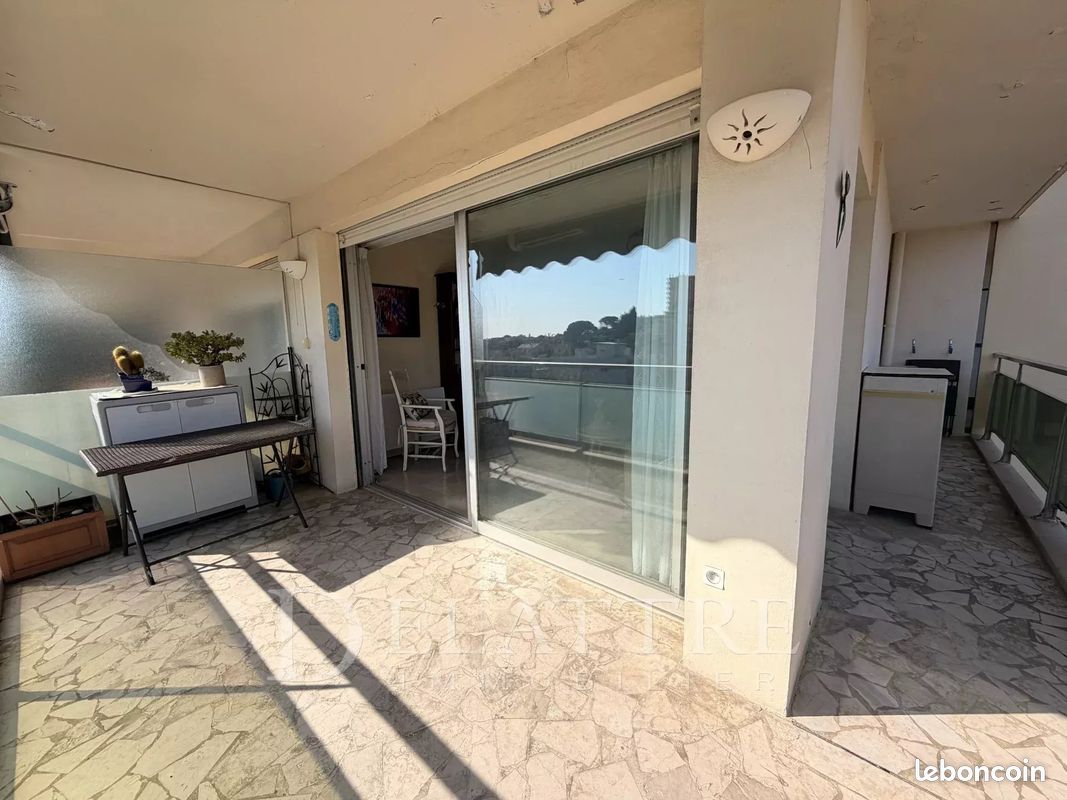 Appartement 3 pièces 67 m² · à Antibes · 67 m² · 365 000 €