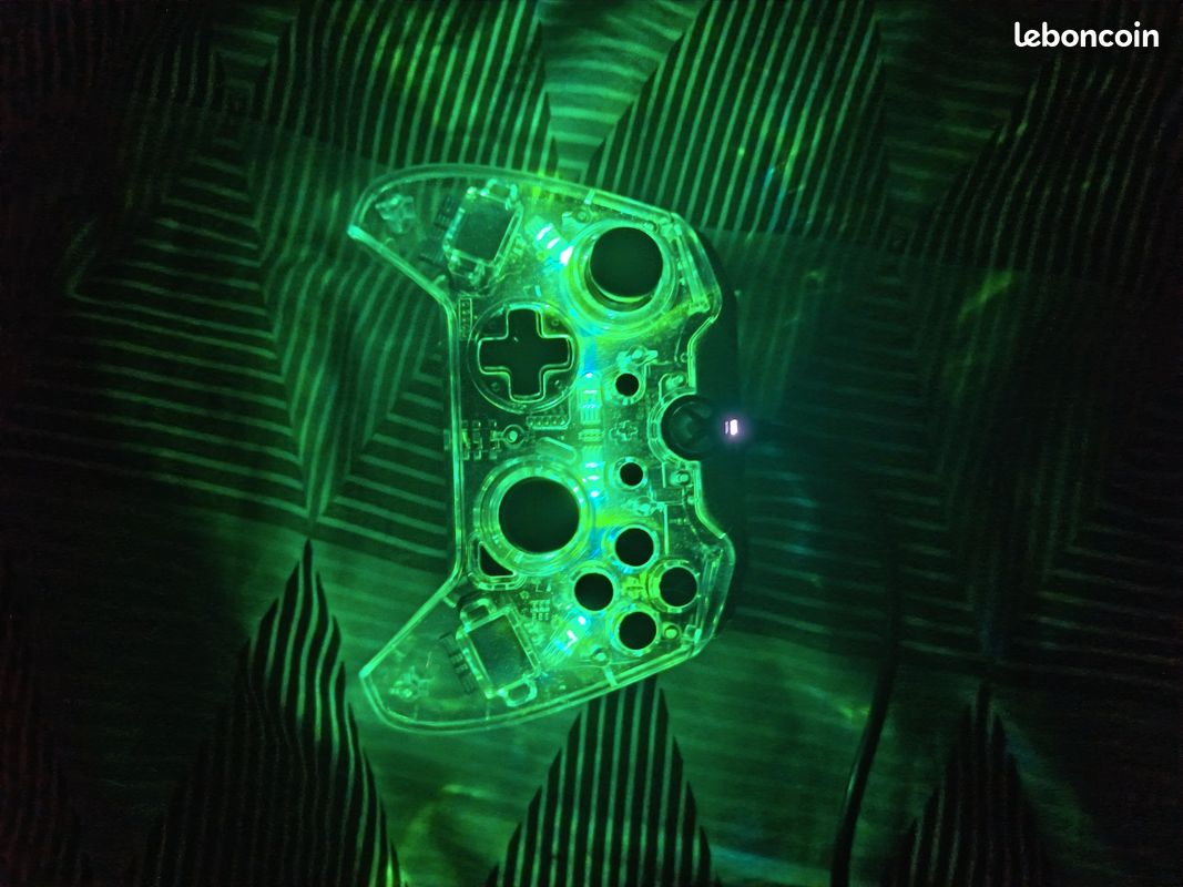 Manette xbox one transparente rgb (image 1)