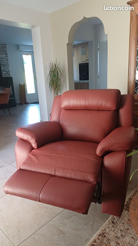 Ensemble canapé cuir 2 places avec fauteil relax électrique (image 4)