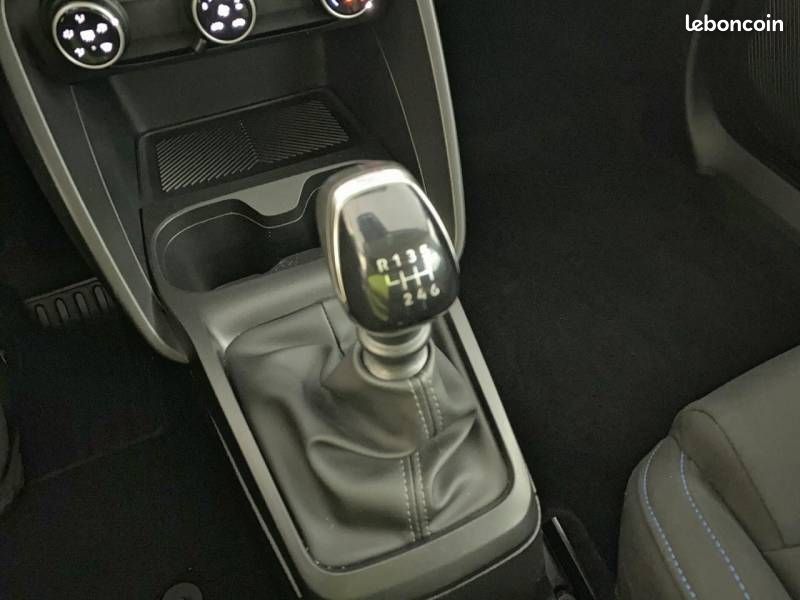 Citroën C3 Turbo 100 ch Manuelle Plus (image 16)