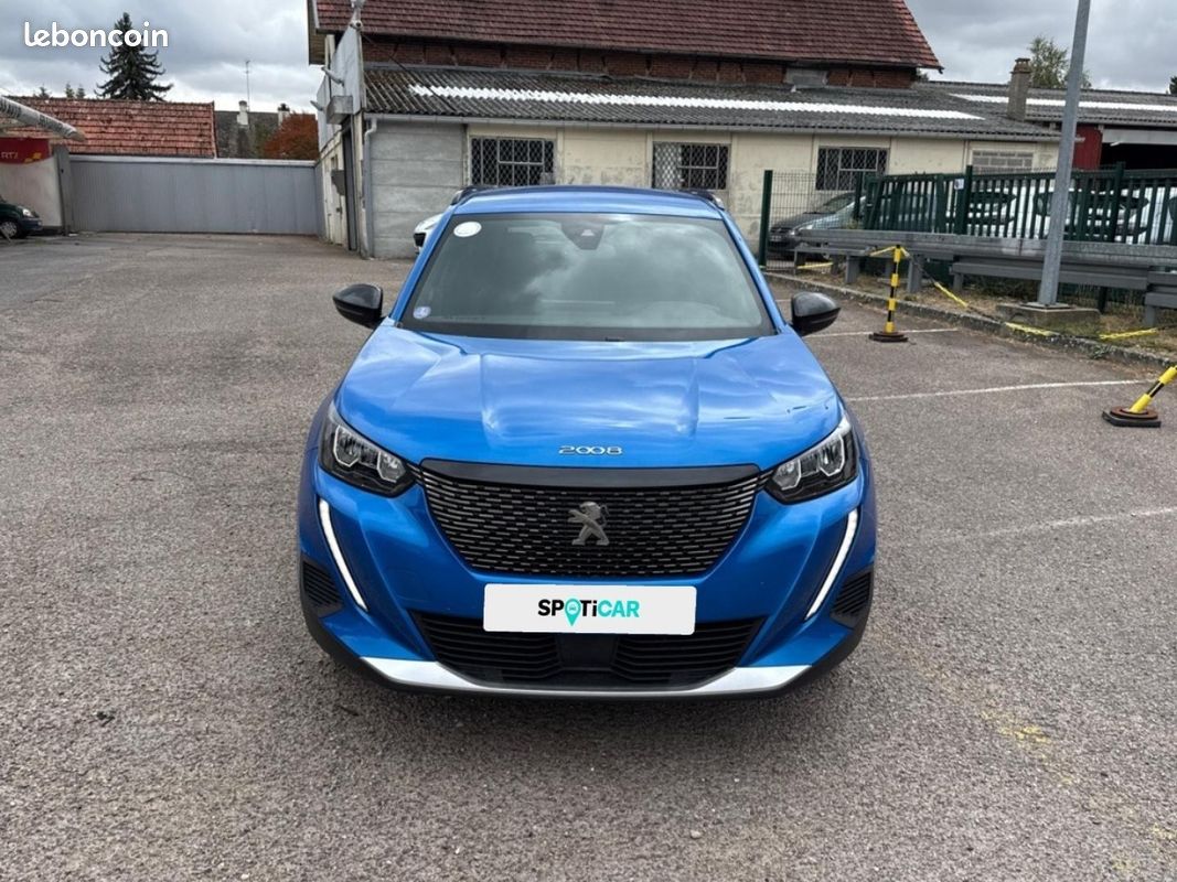 Peugeot 2008 1.2 PureTech 130ch S&S Allure Pack EAT8 (image 18)
