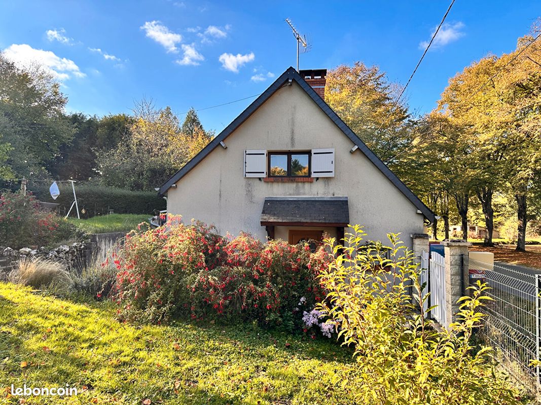 Maison 4 pièces 81 m² · à Ivoy-le-Pré · 81 m² · 140 000 €