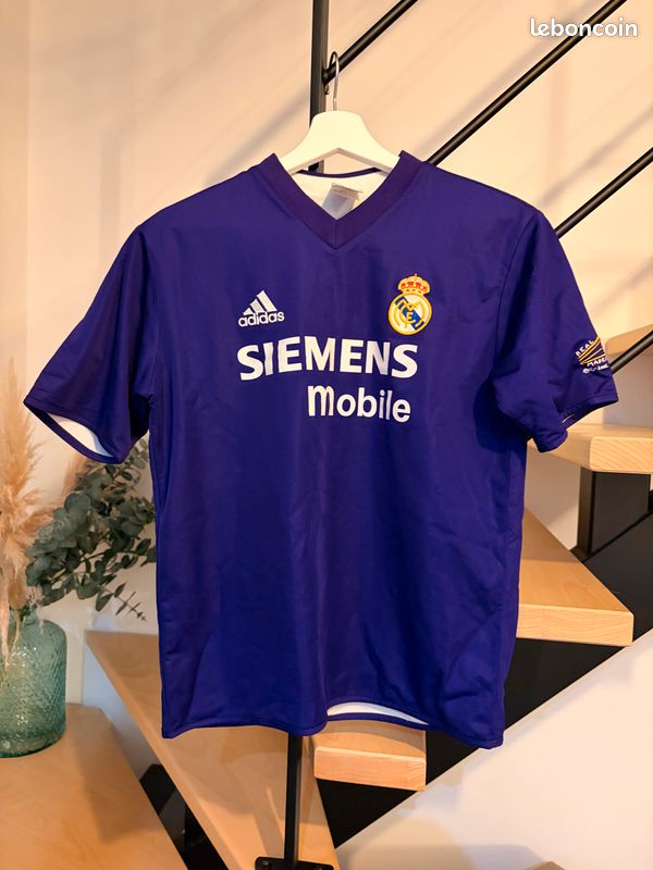 Maillot rétro REAL MADRID away 2002 ZIDANE - Les Voyages En Ballon - Maillots de football vintage