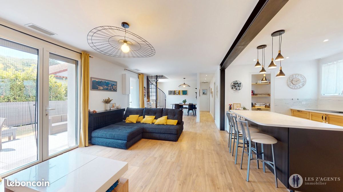Maison 4 pièces 105 m² · à Échirolles · 105 m² · 440 000 €