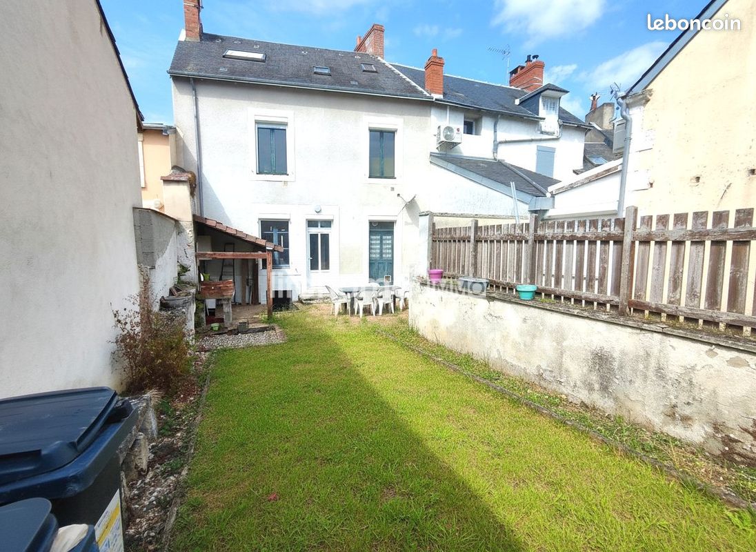 Maison 6 pièces 150 m² · à Châteauroux · 150 m² · 179 000 €