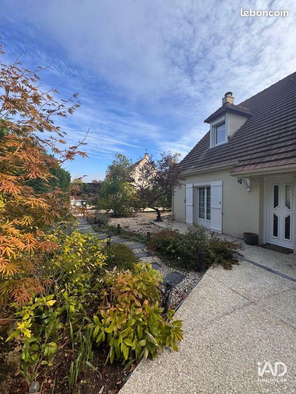 Maison 5 pièces 127 m² · à Boissise-le-Roi · 127 m² · 420 000 €